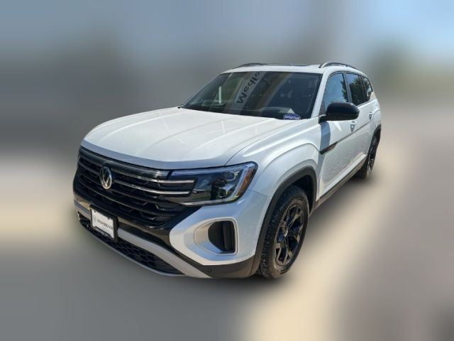 2024 Volkswagen Atlas 2.0T Peak Edition SEL