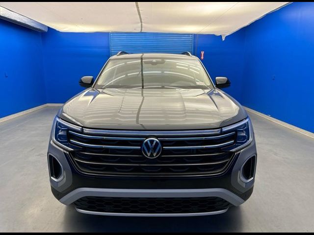 2024 Volkswagen Atlas 2.0T Peak Edition SEL