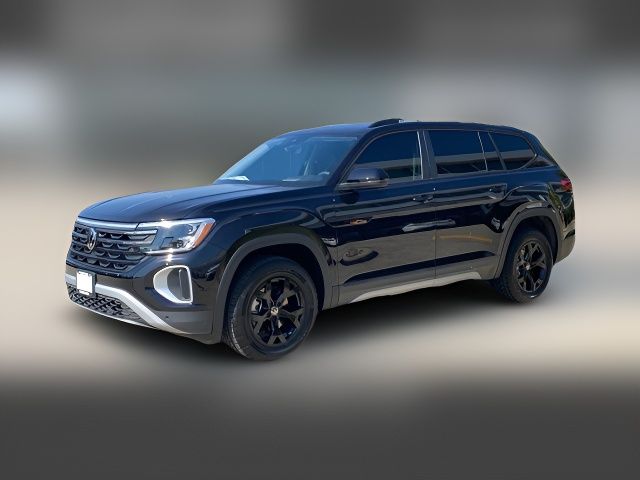 2024 Volkswagen Atlas 2.0T Peak Edition SEL