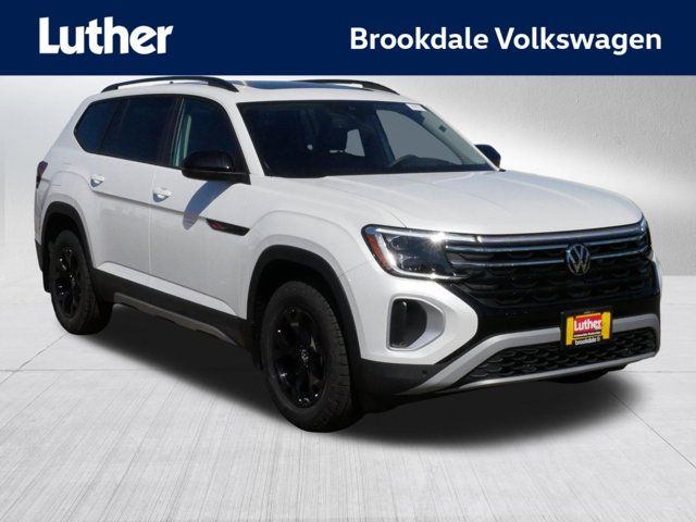 2024 Volkswagen Atlas 2.0T Peak Edition SEL