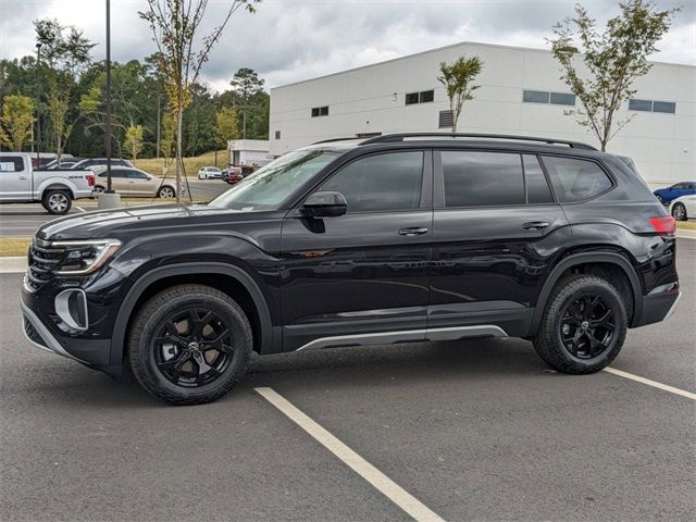 2024 Volkswagen Atlas 2.0T Peak Edition SEL