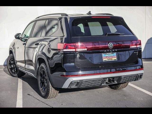 2024 Volkswagen Atlas 2.0T Peak Edition SEL