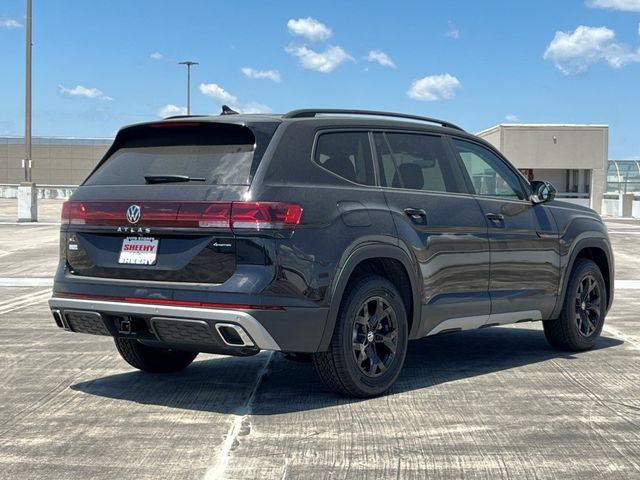 2024 Volkswagen Atlas 2.0T Peak Edition SEL