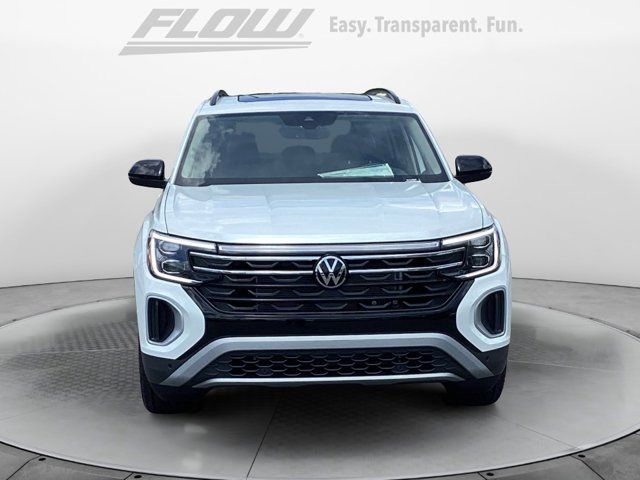 2024 Volkswagen Atlas 2.0T Peak Edition SEL