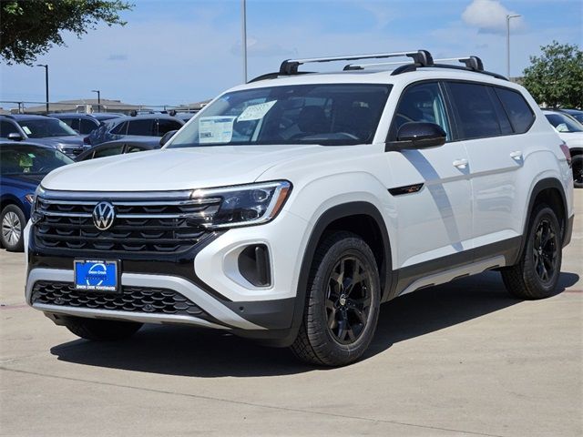 2024 Volkswagen Atlas 2.0T Peak Edition SEL