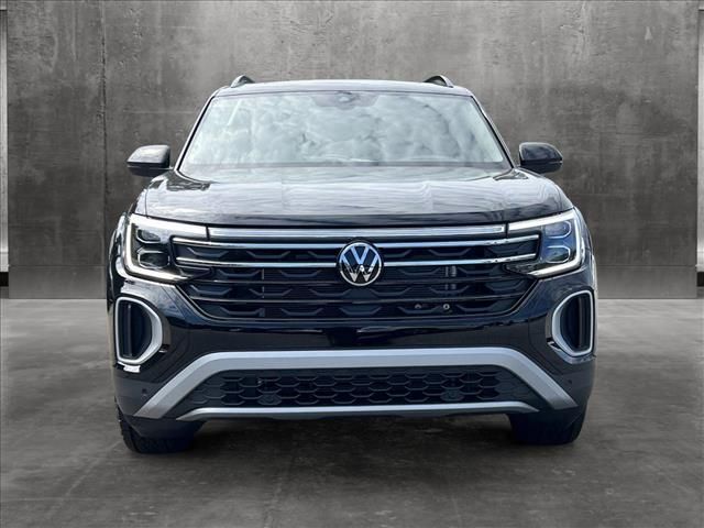 2024 Volkswagen Atlas 2.0T Peak Edition SEL