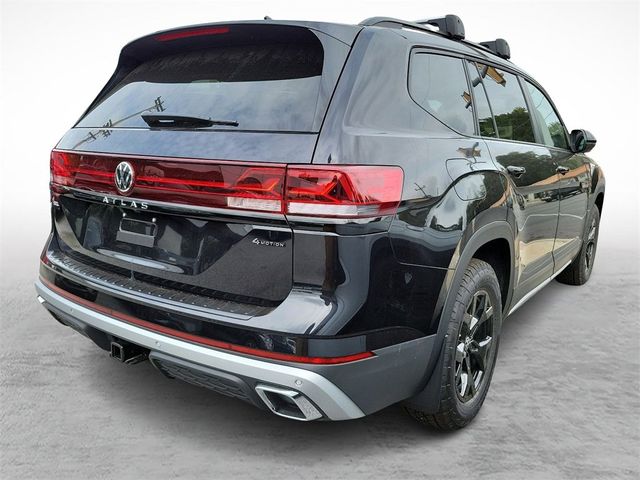 2024 Volkswagen Atlas 2.0T Peak Edition SEL