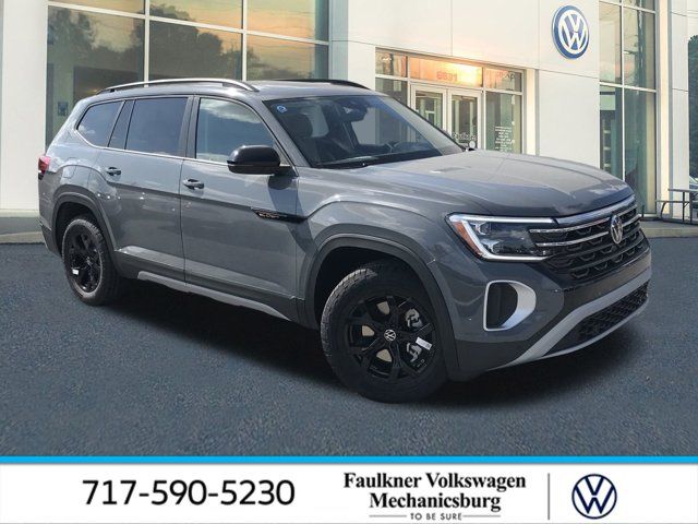 2024 Volkswagen Atlas 2.0T Peak Edition SEL