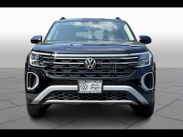 2024 Volkswagen Atlas 2.0T Peak Edition SEL