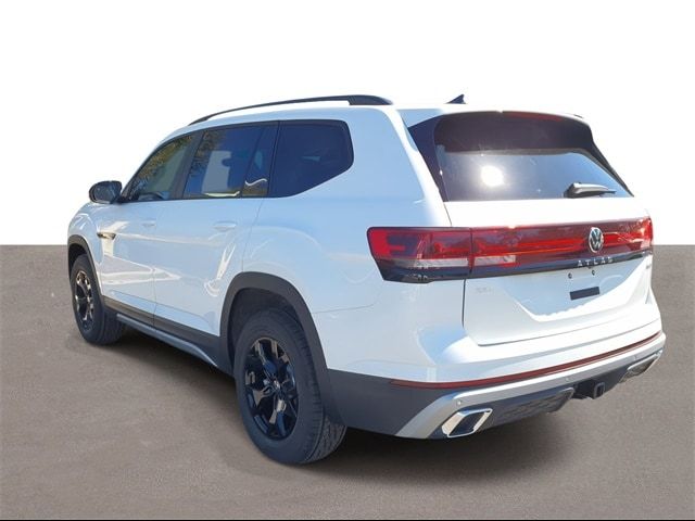 2024 Volkswagen Atlas 2.0T Peak Edition SEL