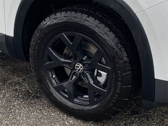 2024 Volkswagen Atlas 2.0T Peak Edition SEL