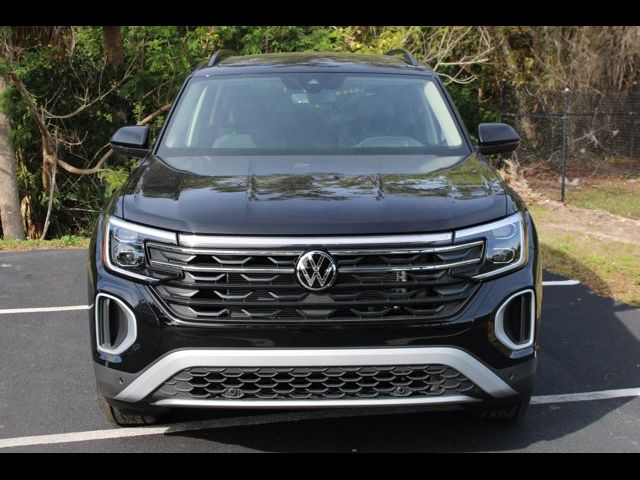 2024 Volkswagen Atlas 2.0T Peak Edition SEL