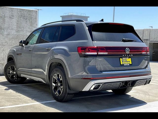 2024 Volkswagen Atlas 2.0T Peak Edition SEL