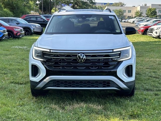 2024 Volkswagen Atlas 2.0T Peak Edition SEL