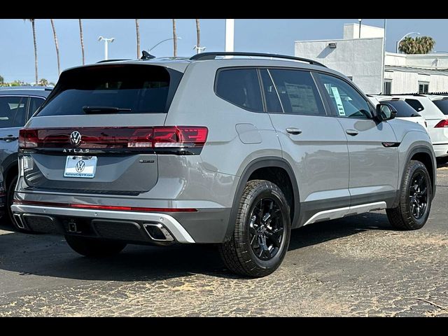 2024 Volkswagen Atlas 2.0T Peak Edition SEL