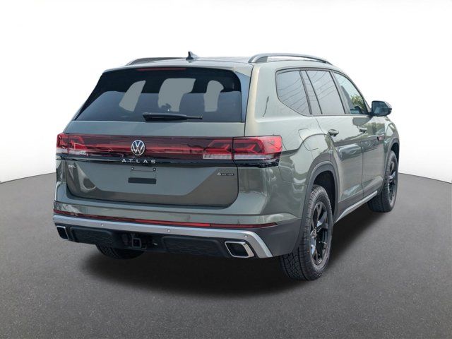 2024 Volkswagen Atlas 2.0T Peak Edition SEL