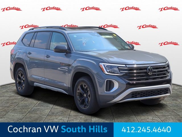 2024 Volkswagen Atlas 2.0T Peak Edition SEL