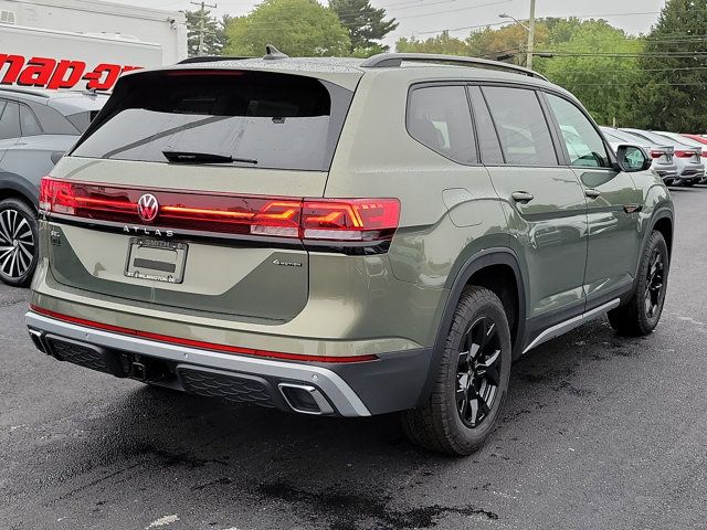 2024 Volkswagen Atlas 2.0T Peak Edition SEL