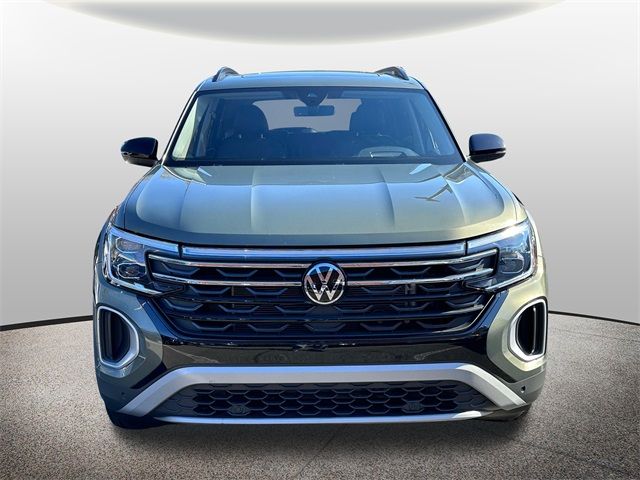 2024 Volkswagen Atlas 2.0T Peak Edition SEL