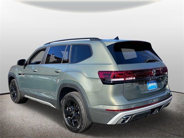 2024 Volkswagen Atlas 2.0T Peak Edition SEL