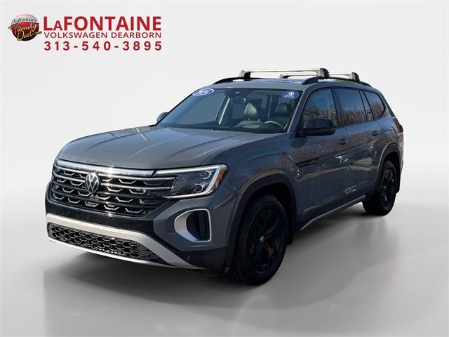 2024 Volkswagen Atlas 2.0T Peak Edition SEL