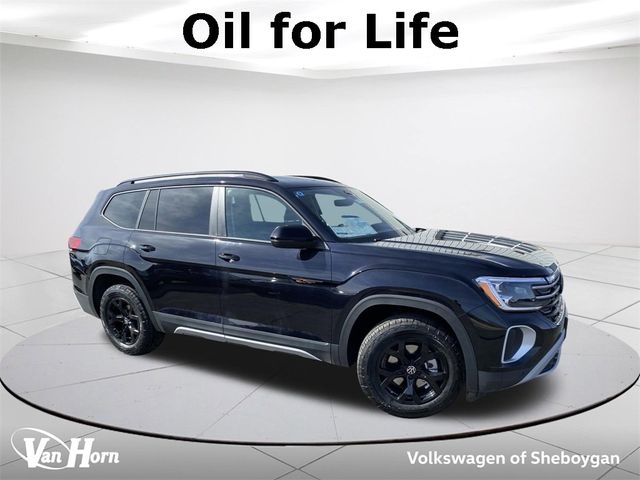 2024 Volkswagen Atlas 2.0T Peak Edition SEL