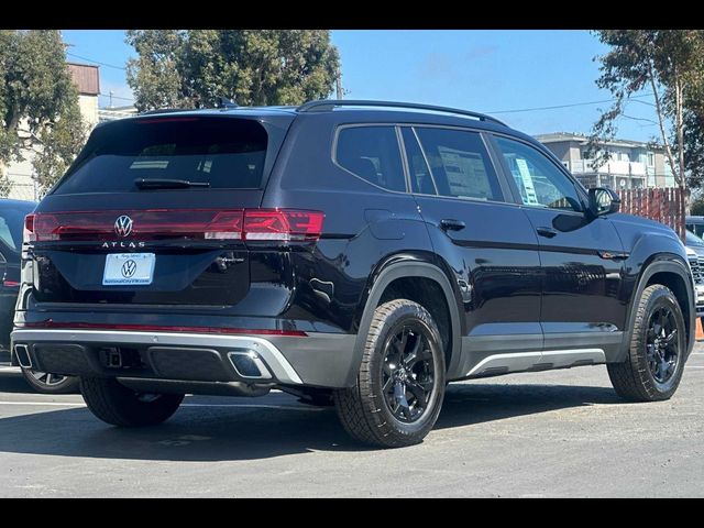 2024 Volkswagen Atlas 2.0T Peak Edition SEL