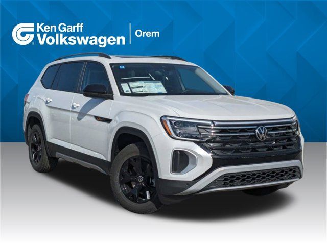 2024 Volkswagen Atlas 2.0T Peak Edition SEL