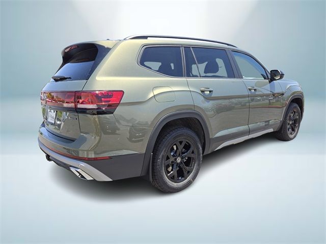 2024 Volkswagen Atlas 2.0T Peak Edition SEL