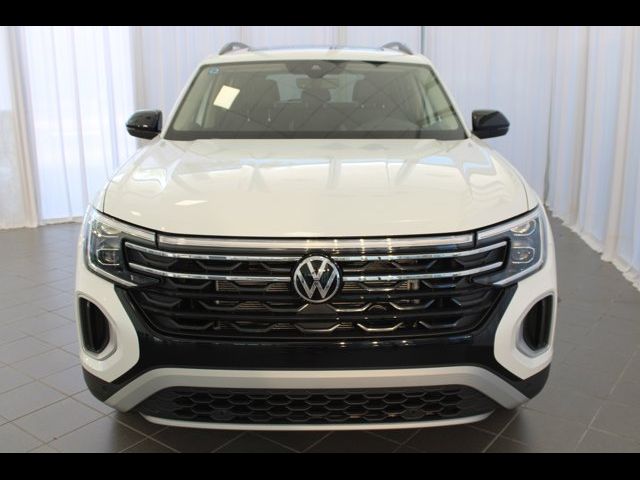 2024 Volkswagen Atlas 2.0T Peak Edition SEL