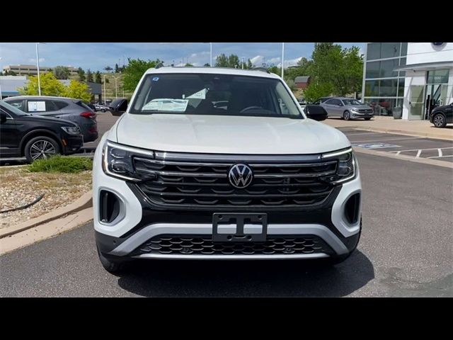 2024 Volkswagen Atlas 2.0T Peak Edition SEL