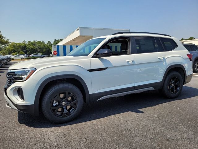 2024 Volkswagen Atlas 2.0T Peak Edition SEL