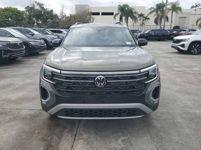 2024 Volkswagen Atlas 2.0T Peak Edition SEL