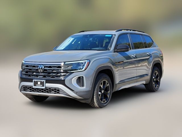 2024 Volkswagen Atlas 2.0T Peak Edition SEL