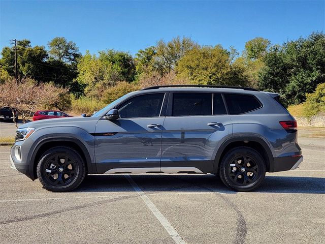 2024 Volkswagen Atlas 2.0T Peak Edition SEL