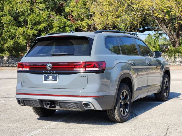 2024 Volkswagen Atlas 2.0T Peak Edition SEL