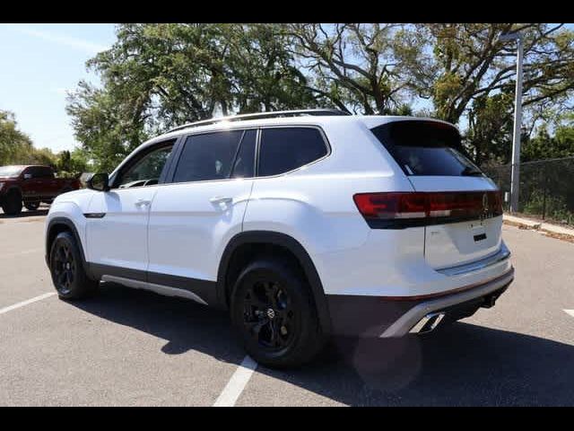 2024 Volkswagen Atlas 2.0T Peak Edition SEL