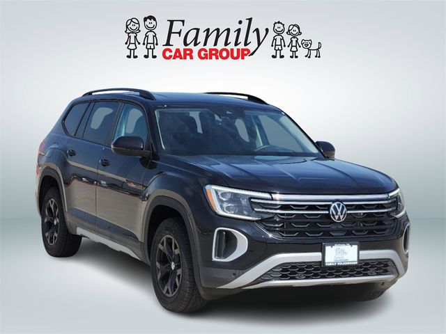 2024 Volkswagen Atlas 2.0T Peak Edition SEL