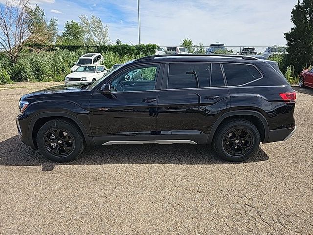 2024 Volkswagen Atlas 2.0T Peak Edition SEL