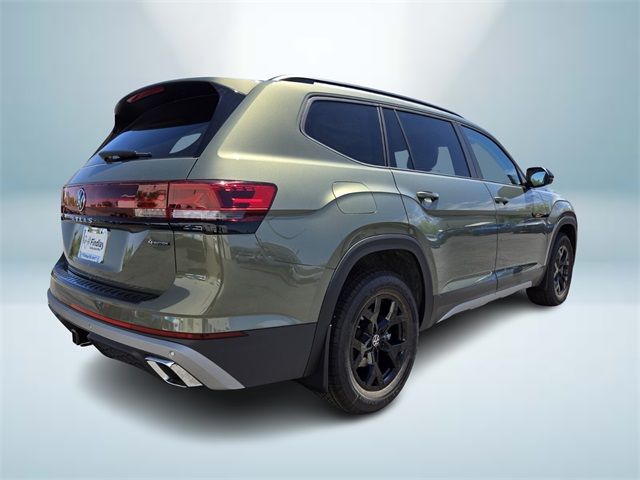 2024 Volkswagen Atlas 2.0T Peak Edition SEL