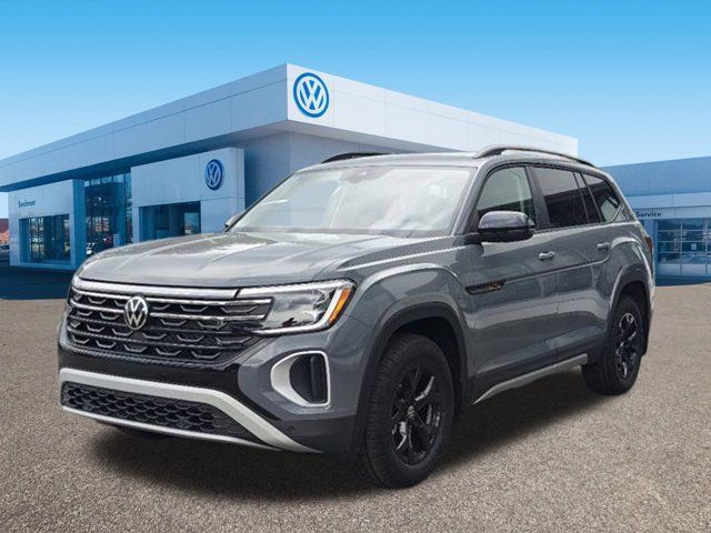 2024 Volkswagen Atlas 2.0T Peak Edition SEL