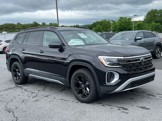 2024 Volkswagen Atlas 2.0T Peak Edition SEL