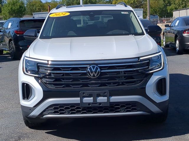 2024 Volkswagen Atlas 2.0T Peak Edition SEL