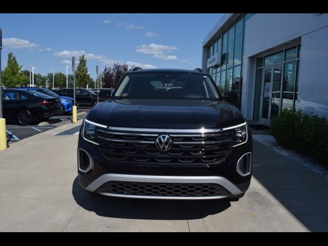 2024 Volkswagen Atlas 2.0T Peak Edition SEL