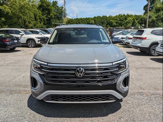 2024 Volkswagen Atlas 2.0T Peak Edition SEL