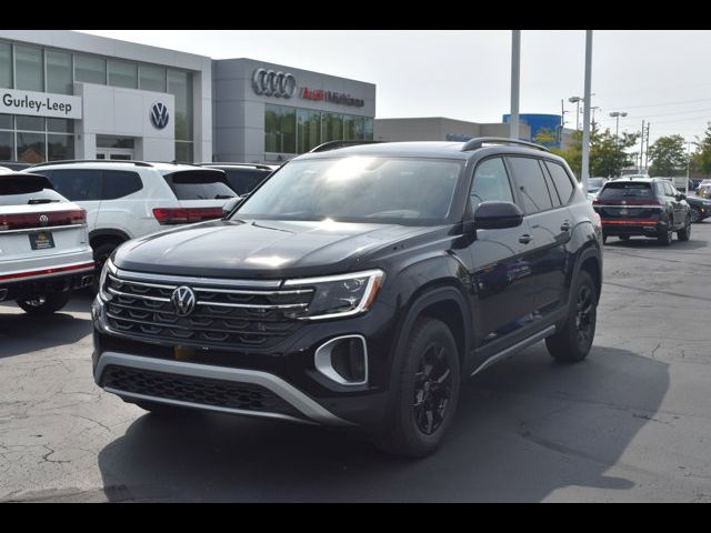 2024 Volkswagen Atlas 2.0T Peak Edition SEL