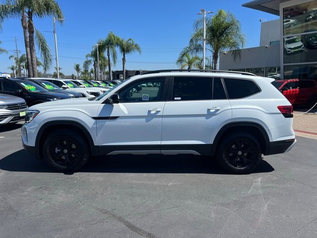 2024 Volkswagen Atlas 2.0T Peak Edition SEL