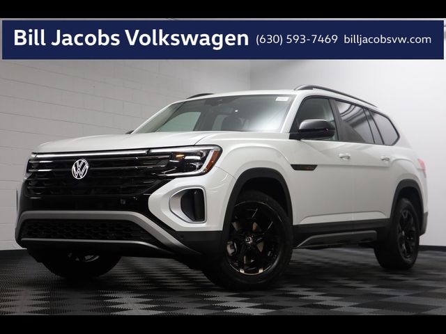 2024 Volkswagen Atlas 2.0T Peak Edition SEL