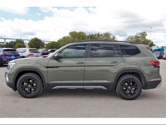 2024 Volkswagen Atlas 2.0T Peak Edition SEL