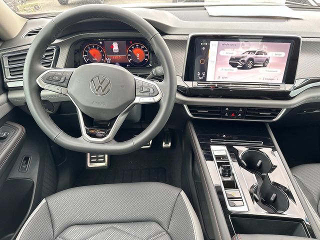 2024 Volkswagen Atlas 2.0T Peak Edition SEL